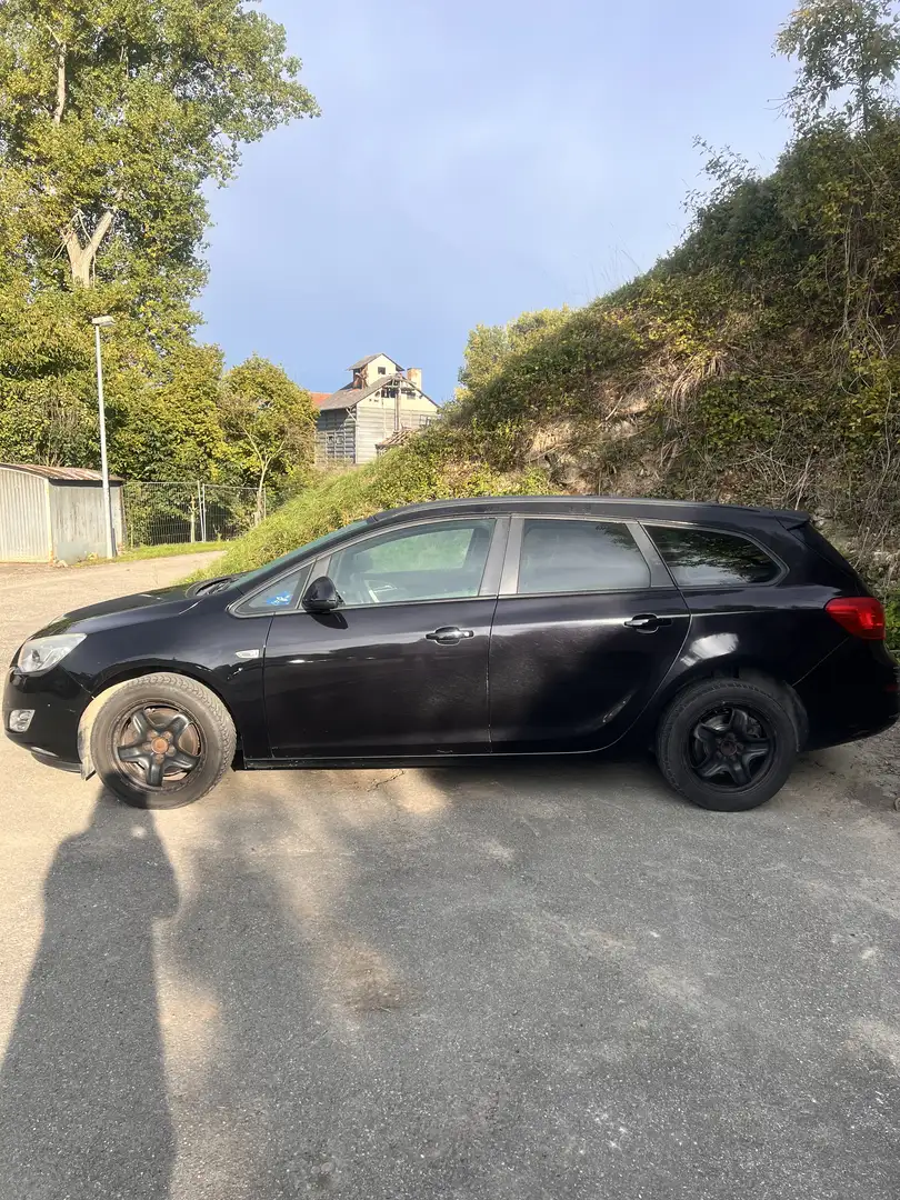 Opel Astra 1.7 CDTI DPF Sports Tourer Sport - 2