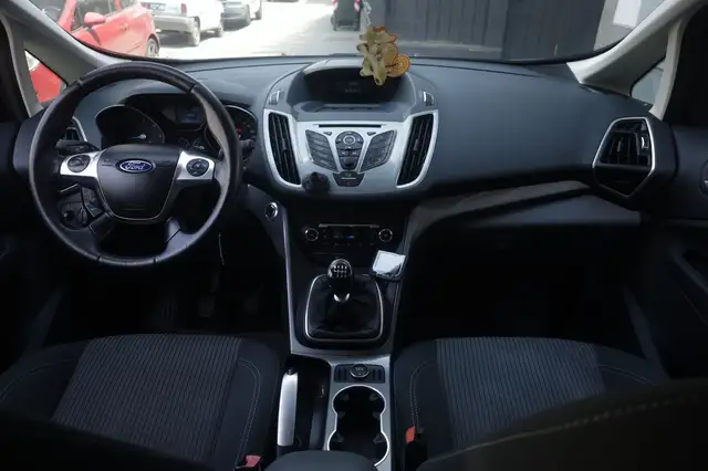 Ford C-Max view 2