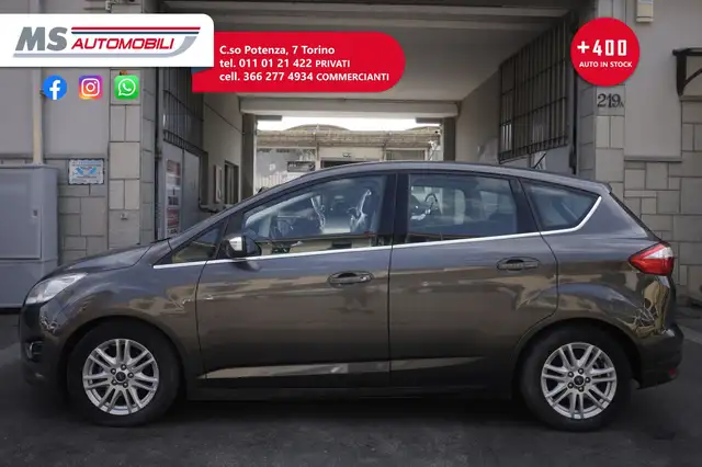 Ford C-Max view 4