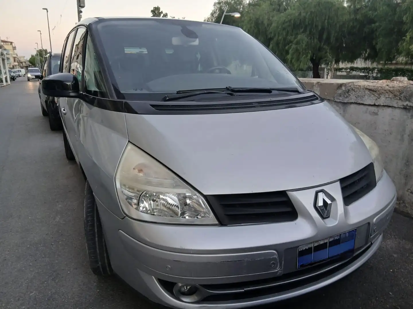 Renault Grand Espace 2.0 dci 16v Nav 175cv - 2