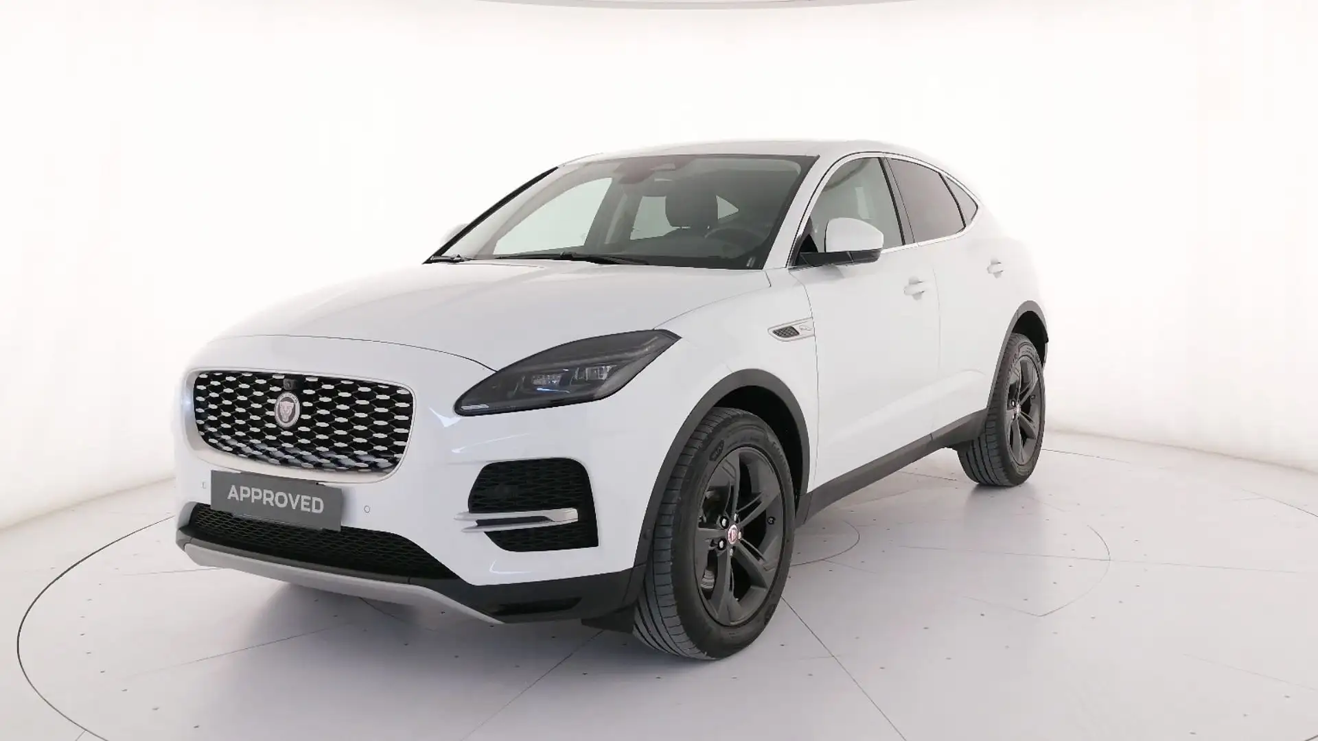 Jaguar E-Pace 2.0d i4 mhev SE awd 163cv auto Bianco - 1