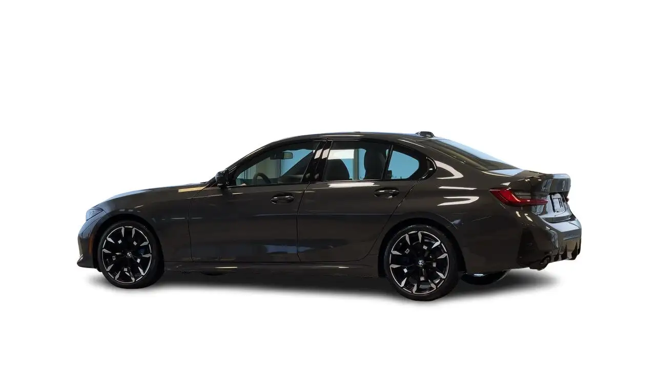 BMW 3 Series снимка BMW 3 Series