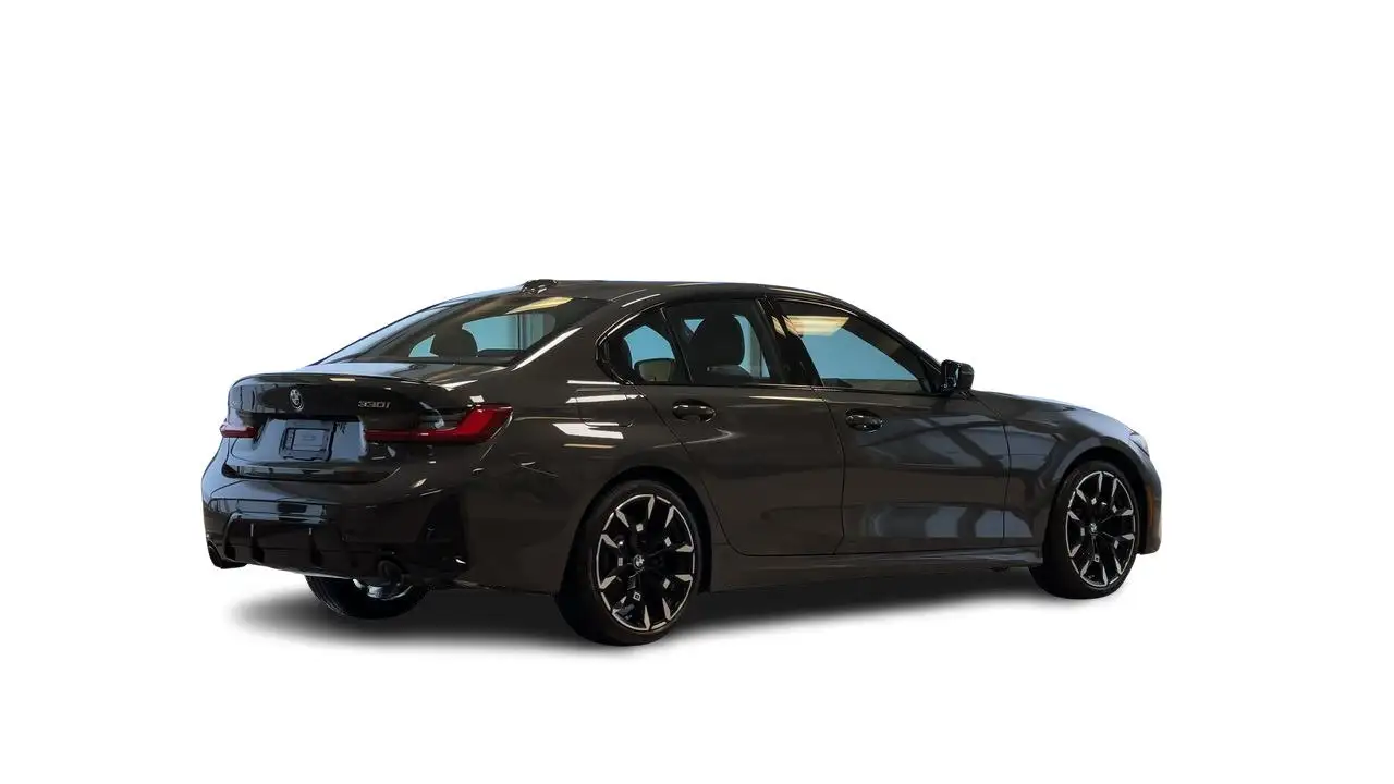 BMW 3 Series снимка BMW 3 Series