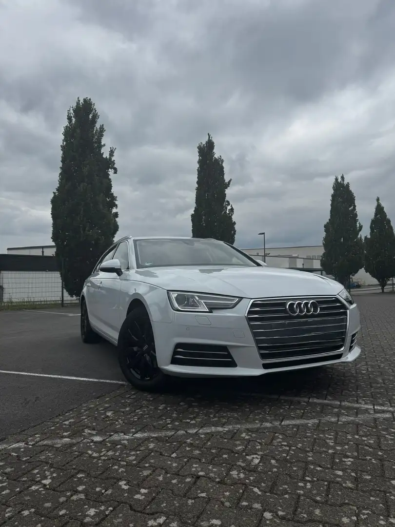 Audi A4 Avant 1.4 TFSI Weiß - 1