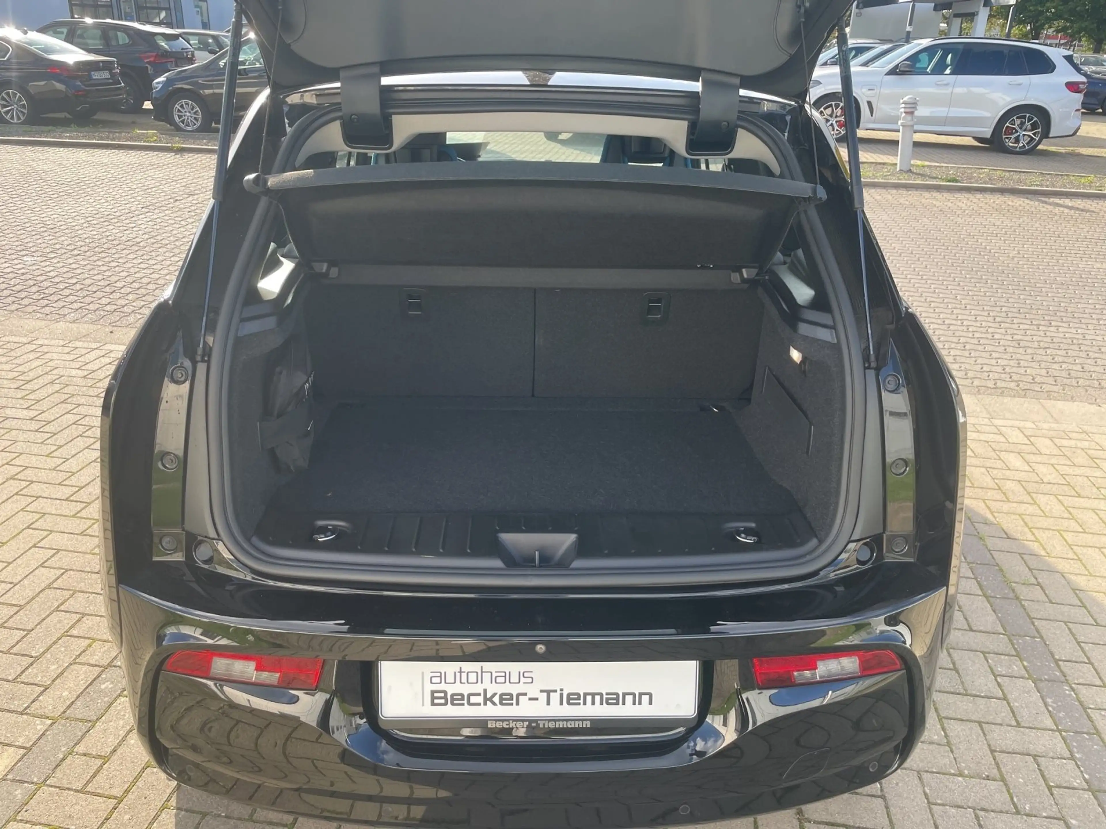 BMW i3 120Ah | Kamera | Parkassist. | DAB etc. — photo 16