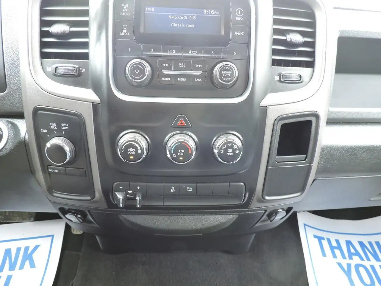 RAM 1500 снимка RAM 1500