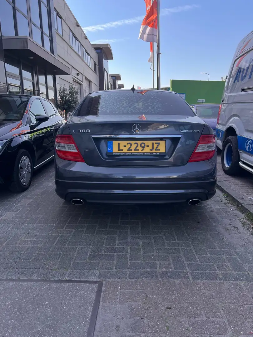 Mercedes-Benz C 300 Grijs - 2