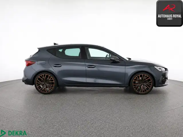 CUPRA Leon view 6
