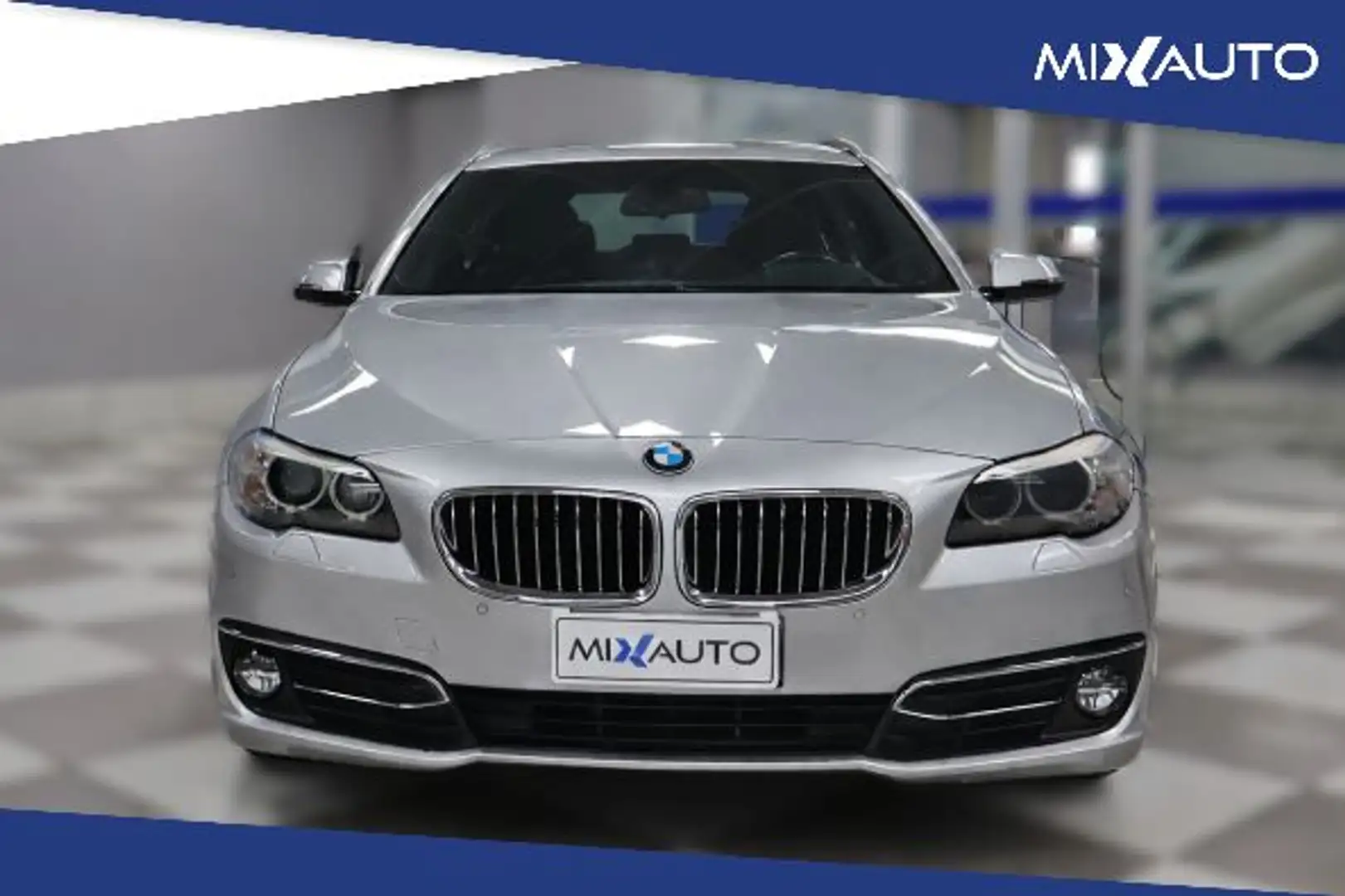 BMW 520 D Touring Luxury Auto 190CV EU6 Argent - 2