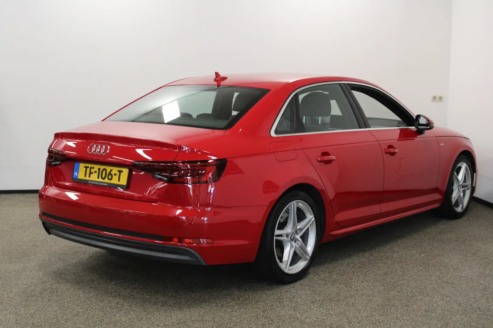 Audi A4 Limousine 1.4 TFSI Sport S line edition Rouge - 2