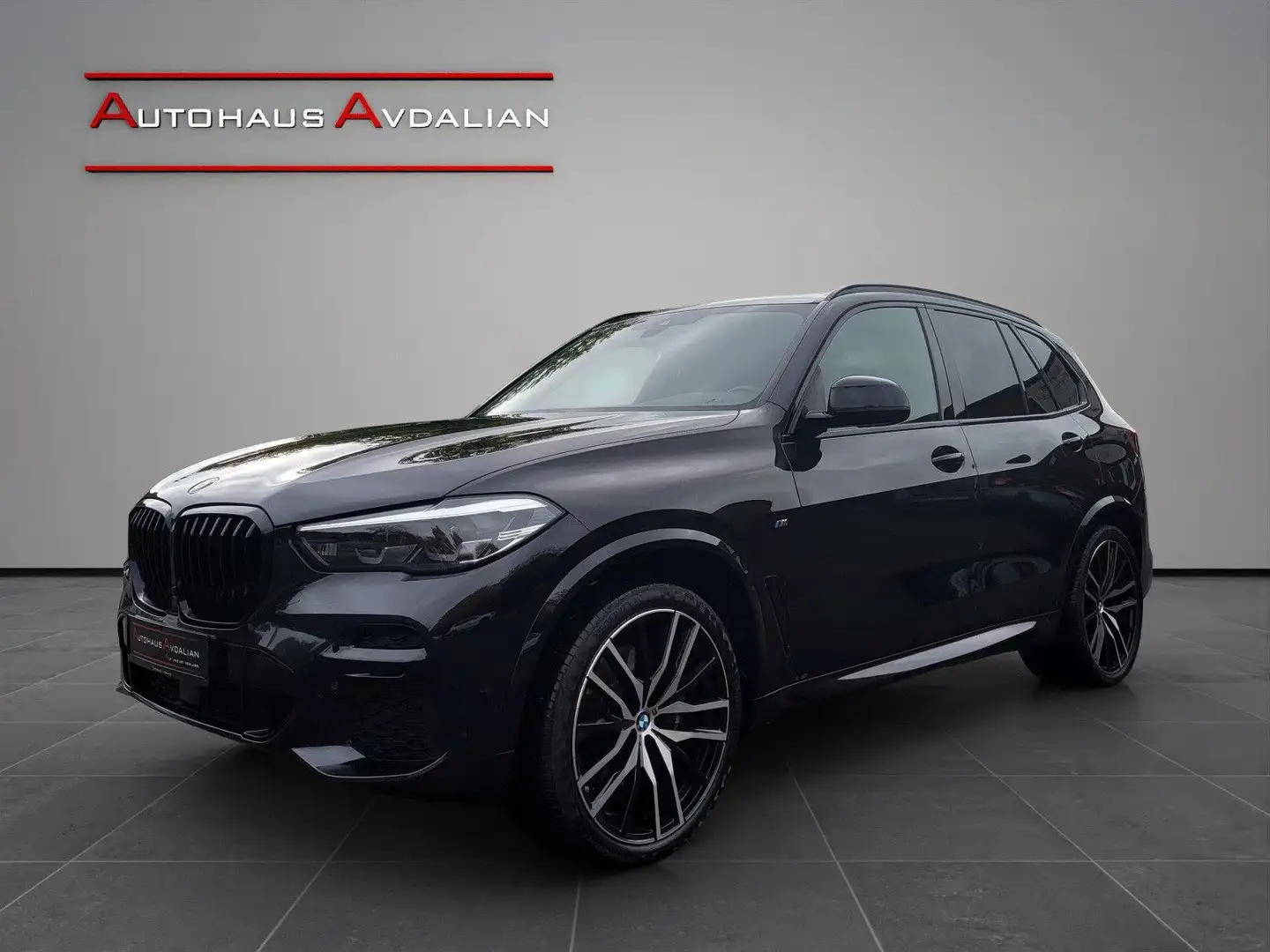 BMW X5 xDrive 30 d M Sport PANO|HUD|STDHZ|H&K|R-KAM Noir - 1