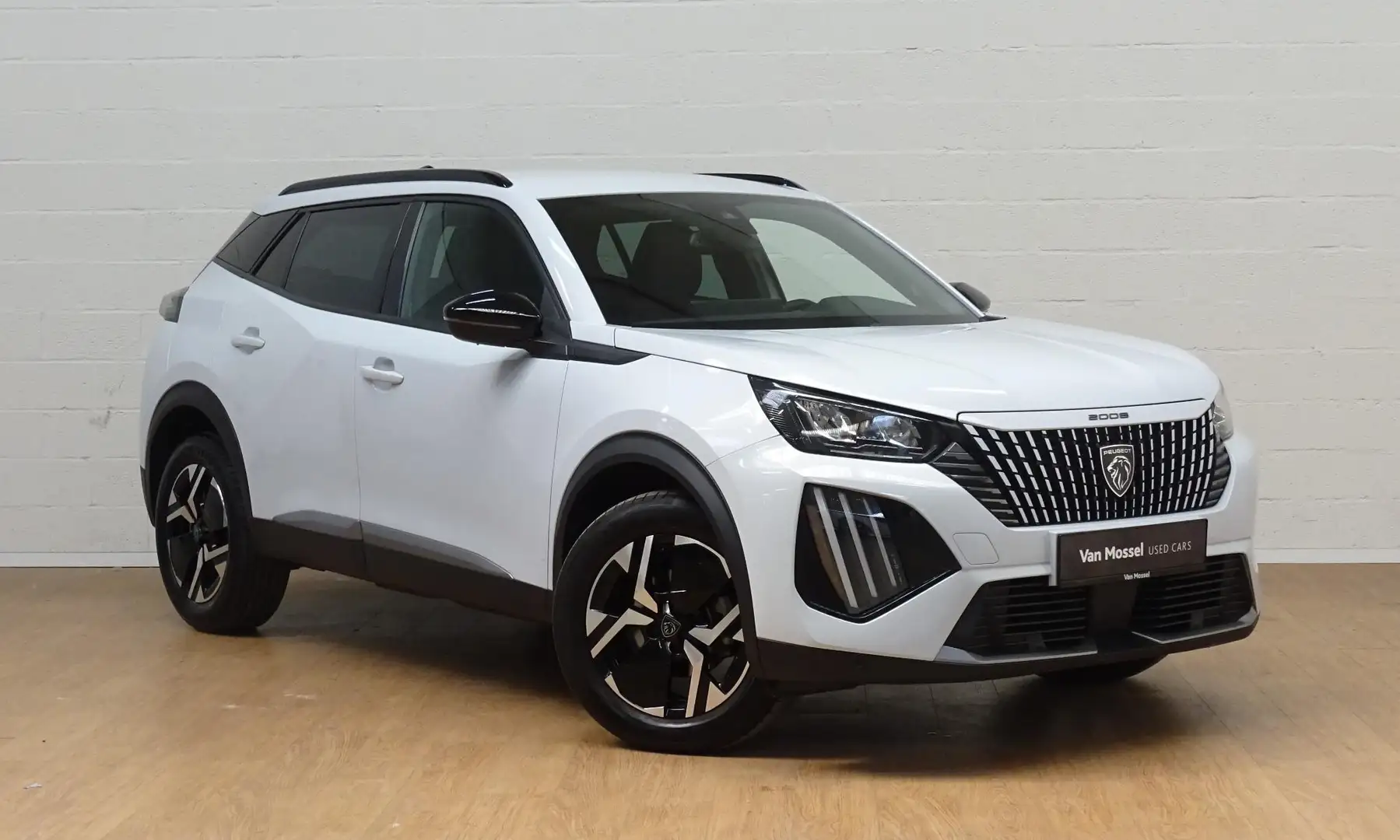 Peugeot 2008 1.2T Allure automaat Wit - 2