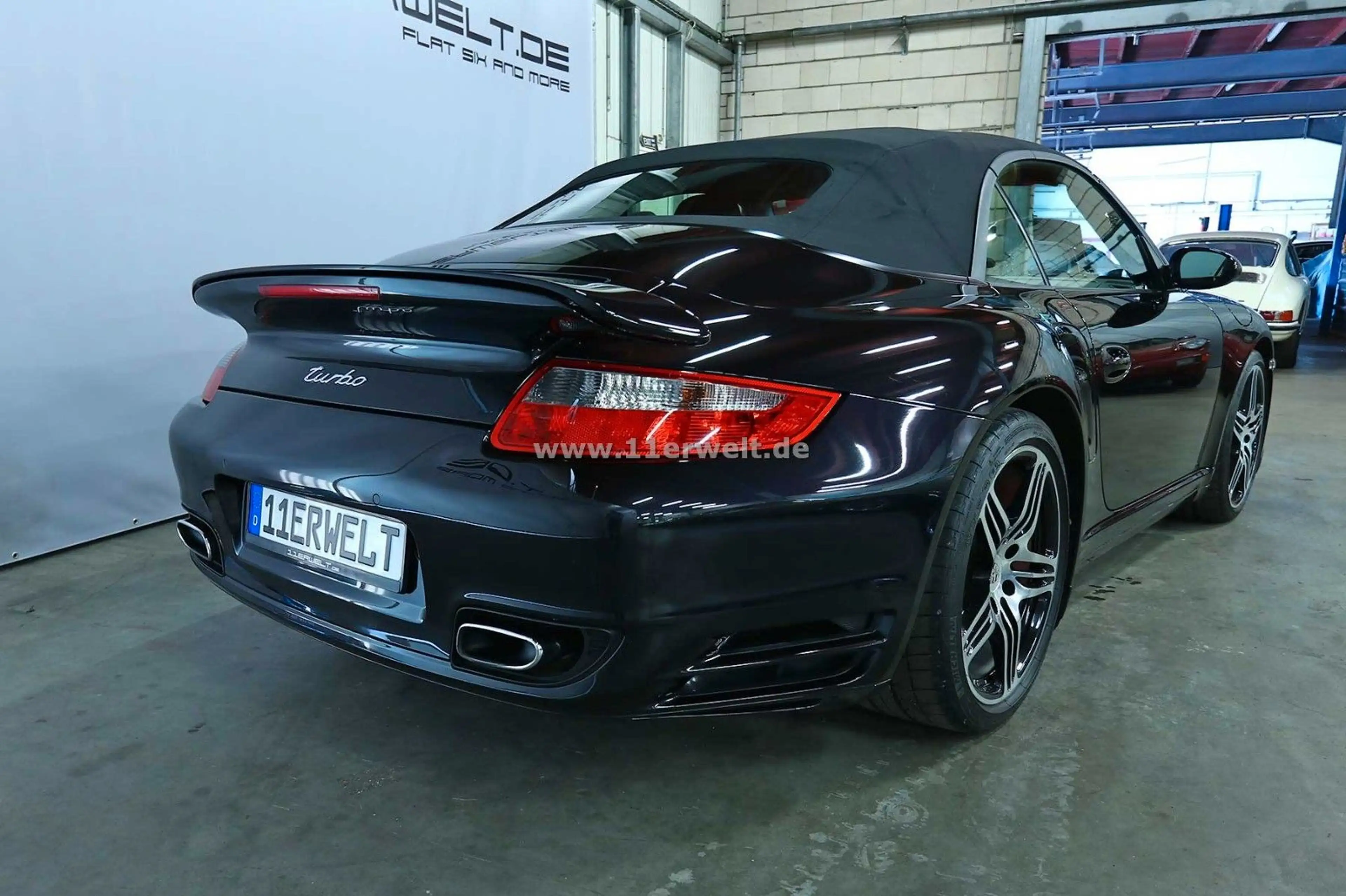 Porsche 997 Turbo — photo 8