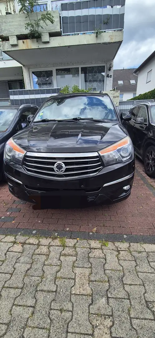 SsangYong Rodius SsangYong Rodius 2.2 e-XDi Sapphire 4x4  7-Sitzer Noir - 1