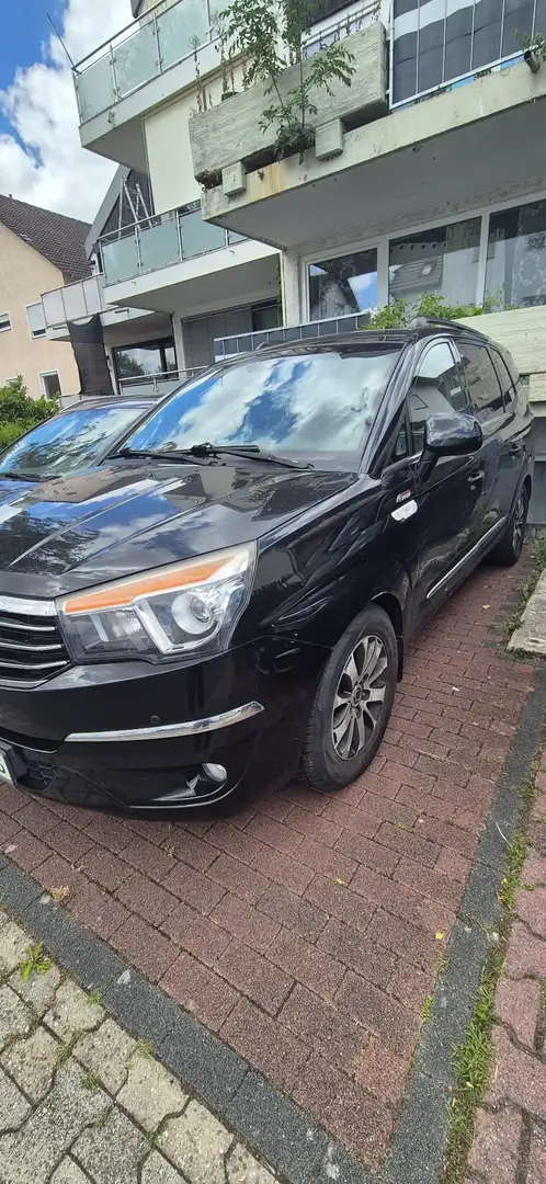 SsangYong Rodius SsangYong Rodius 2.2 e-XDi Sapphire 4x4  7-Sitzer Noir - 2