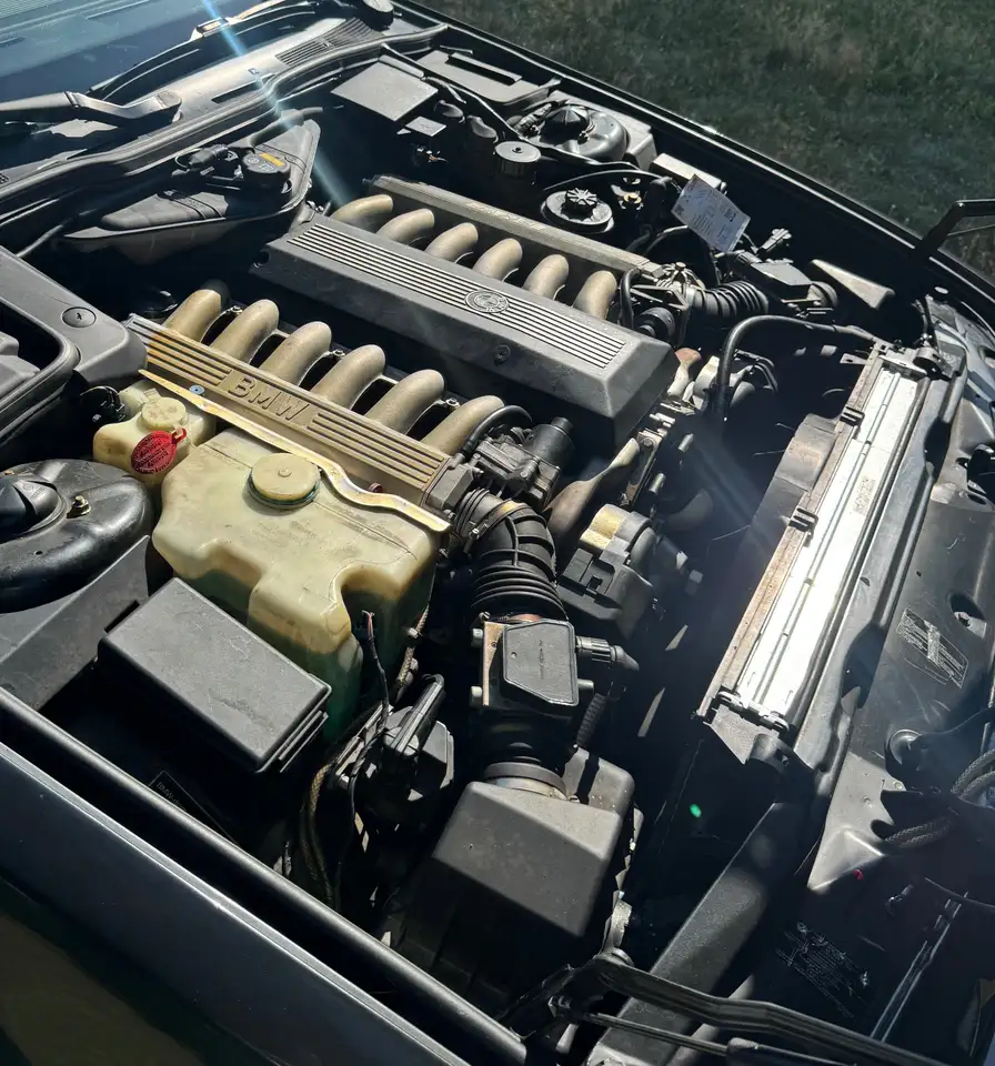 BMW 750i, foto 5