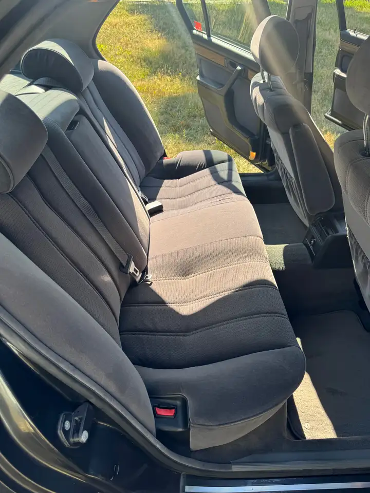 BMW 750i, foto 7