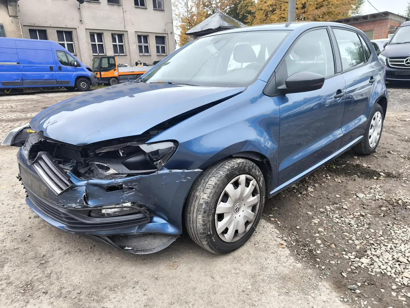 Volkswagen Polo V 1.0 TSI  BMT/Start-Stopp Airbags Ok Blau - 1