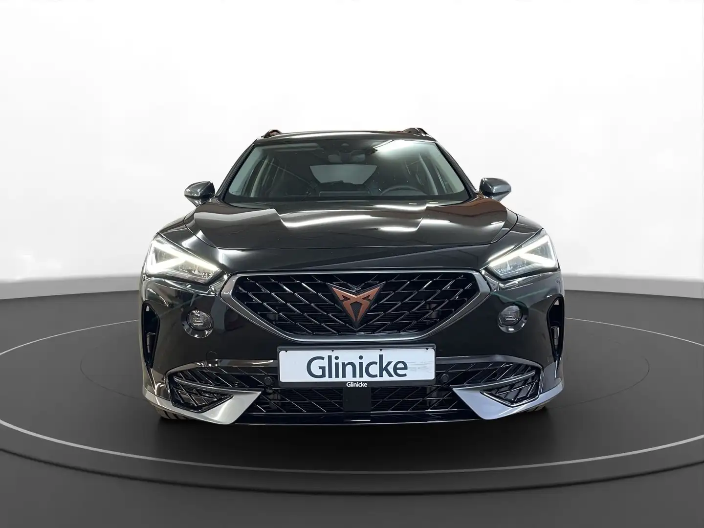 CUPRA Formentor 1.4 eHybrid AHK LED LM 18" Navi PDC+RF Zwart - 2