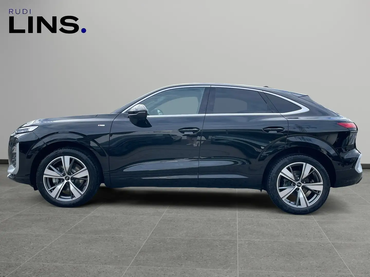 Audi Q3 TFSI quattro 150 kW Schwarz - 2