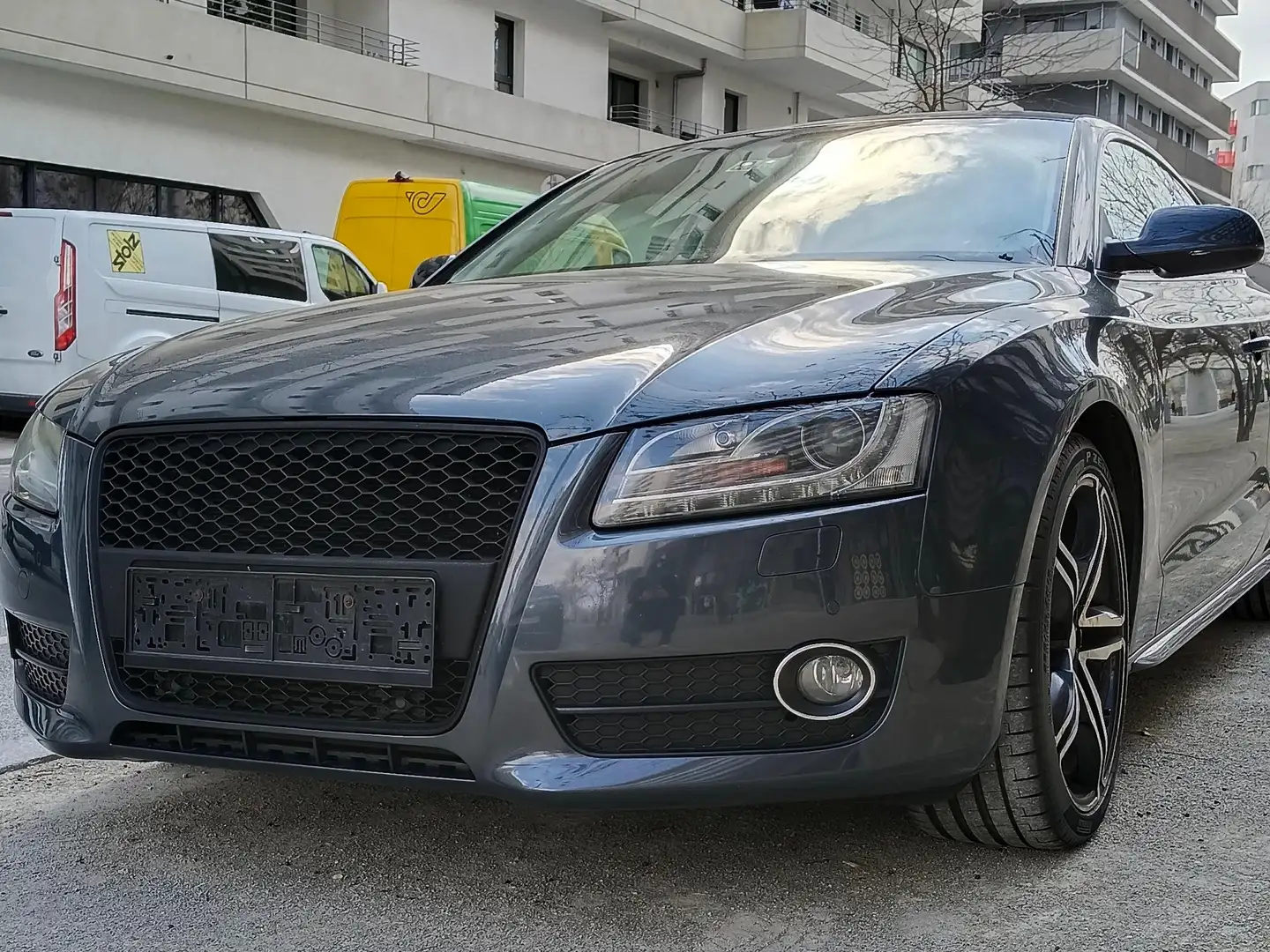 Audi A5 A5 Coupé 1,8 TFSI Grau - 1