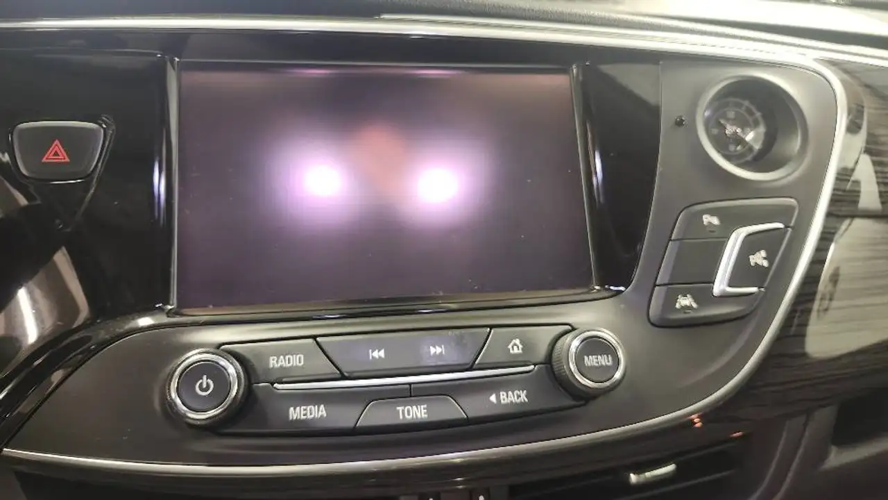 Buick Envision снимка Buick Envision
