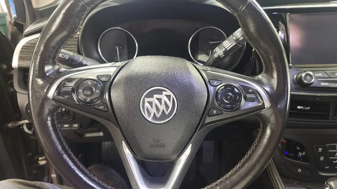 Buick Envision снимка Buick Envision