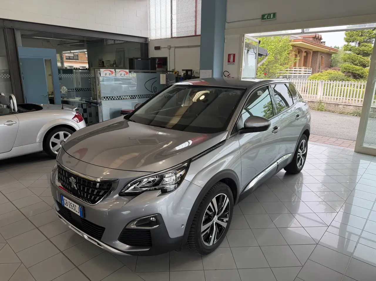 Peugeot 3008 3008 II 2016 1.2 puretech t Allure s