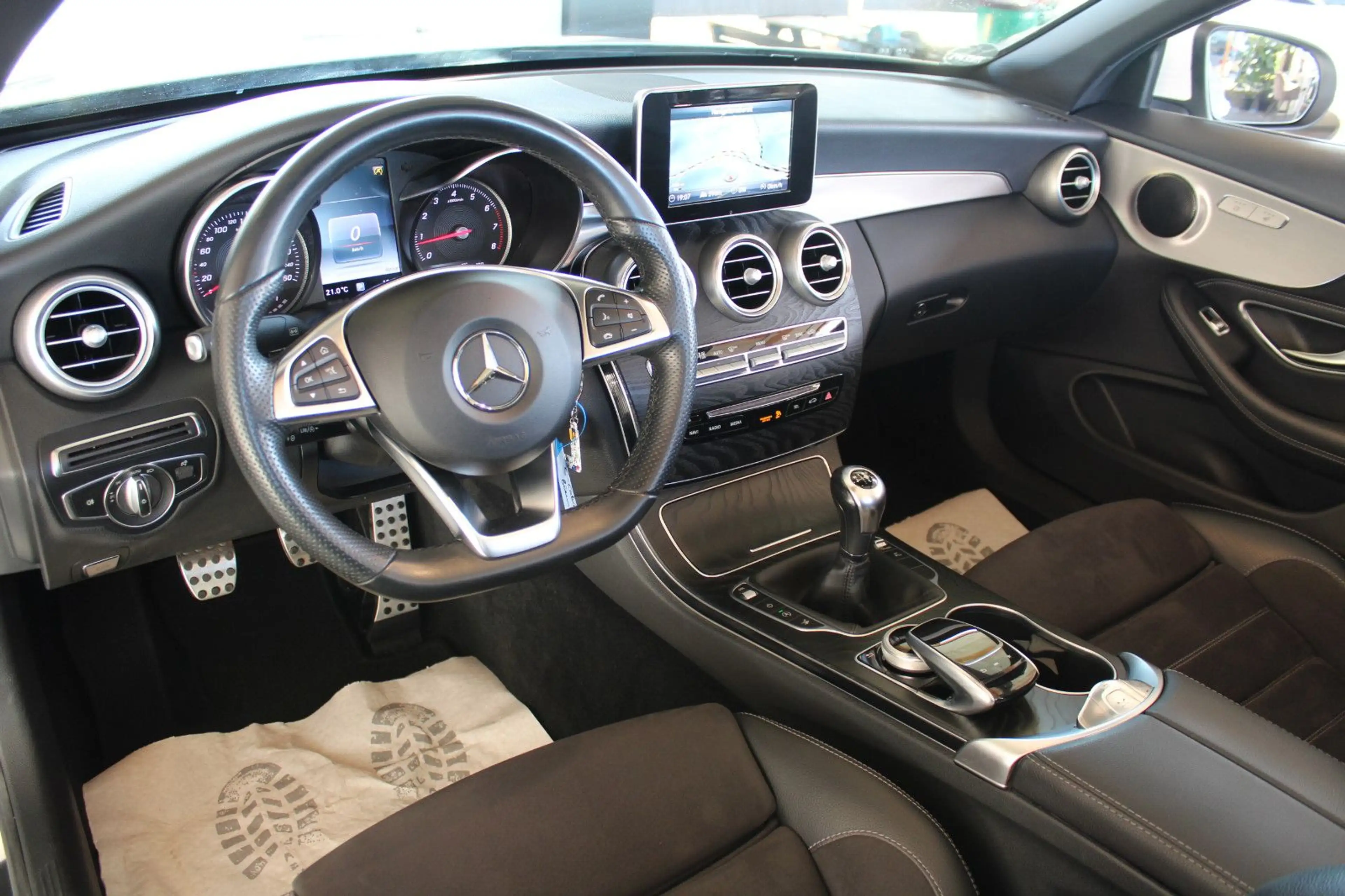 Mercedes-Benz C 180 Cabrio AMG Line*LED*NAVI*KAMERA* — photo 12