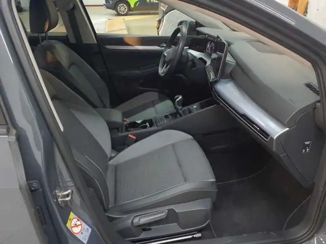 Volkswagen Golf view 8