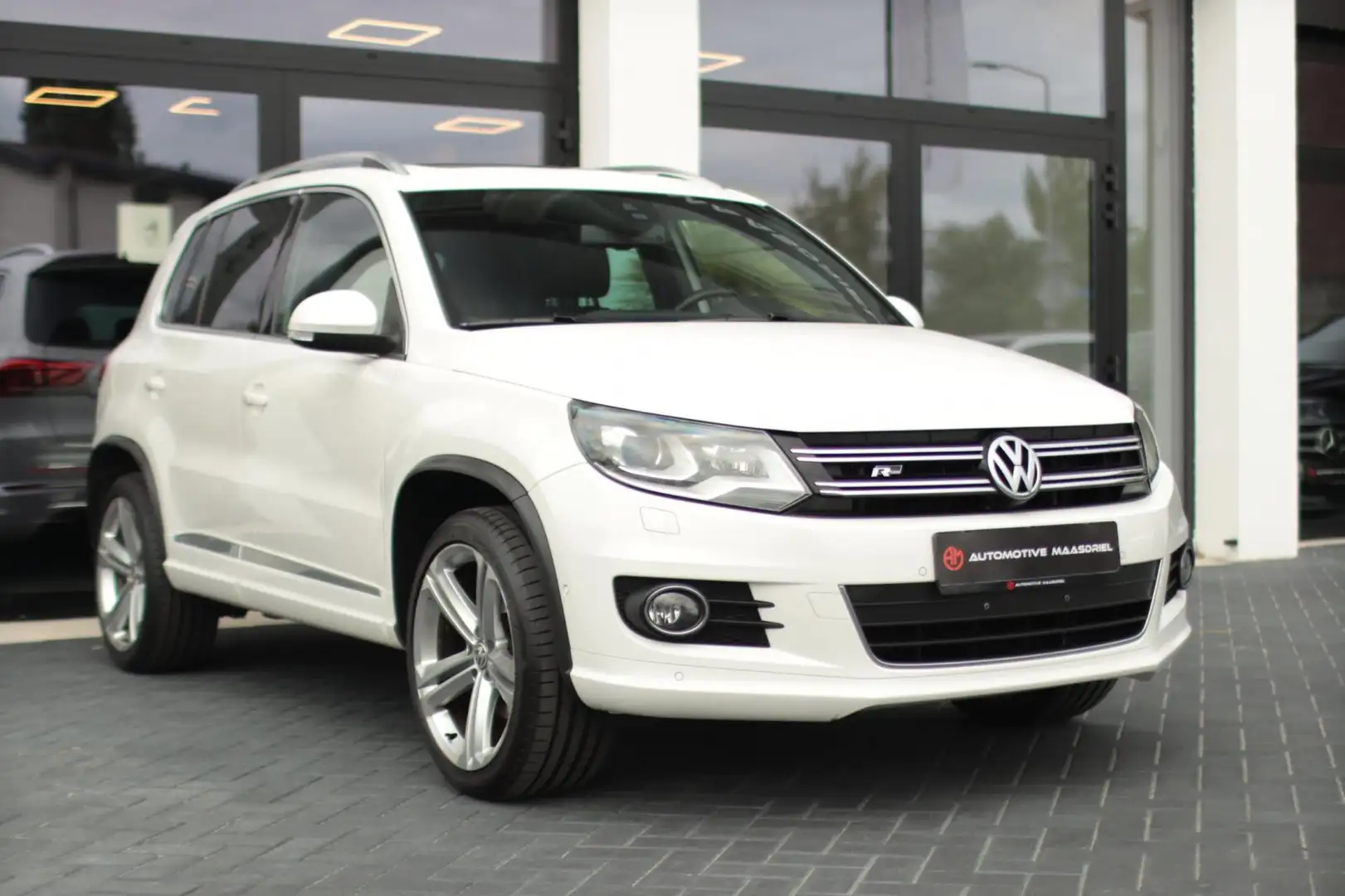 Volkswagen Tiguan 2.0 TSI 4Motion|R-Line|DSG|Xenon|Navi|CC|Camera|Le Blanc - 1