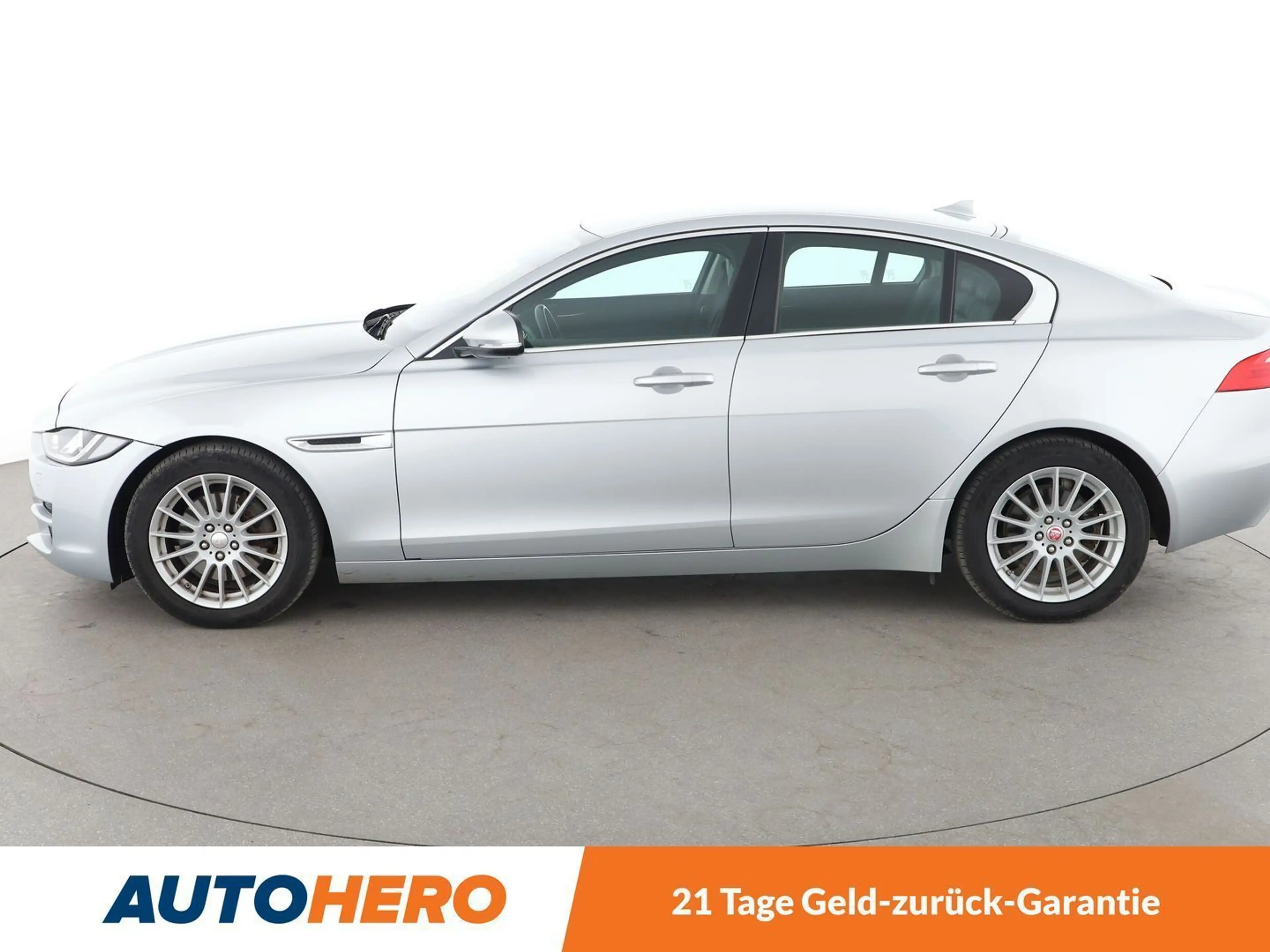 Jaguar XE 20d E-Performance Prestige Aut.*TEMPO*LIM* — photo 3