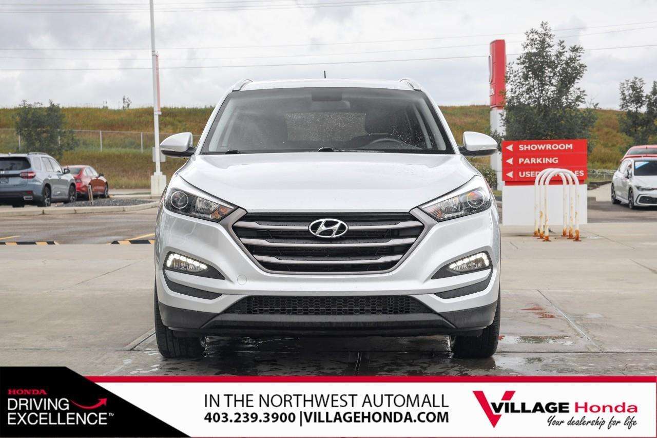 2016 Hyundai Tucson Premium Heated Front and Rear Seats / One Owner / — снимка 3