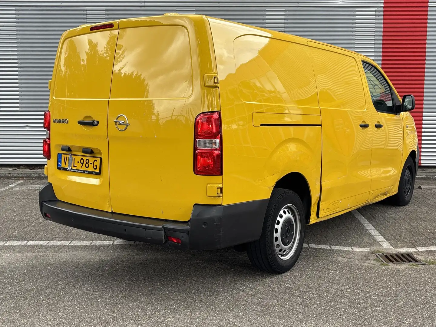 Opel Vivaro 2.0 CDTI L3H1 Edition € 7.950 NETTO | 1/2 Leder | Jaune - 2