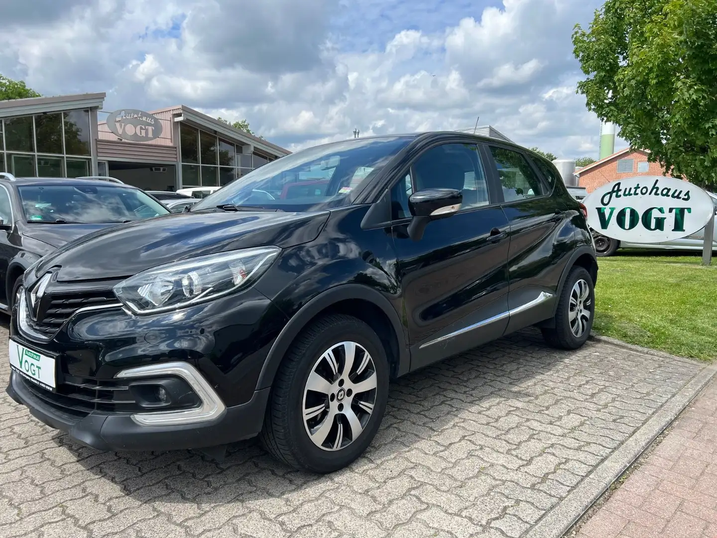 Renault Captur Intens 1.5 Schwarz - 1