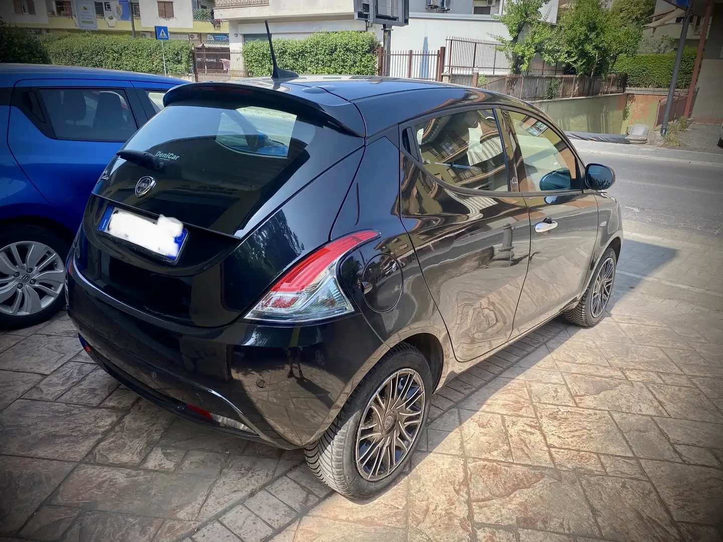 Lancia Ypsilon 1.0 firefly hybrid Gold s&s 70cv - 2