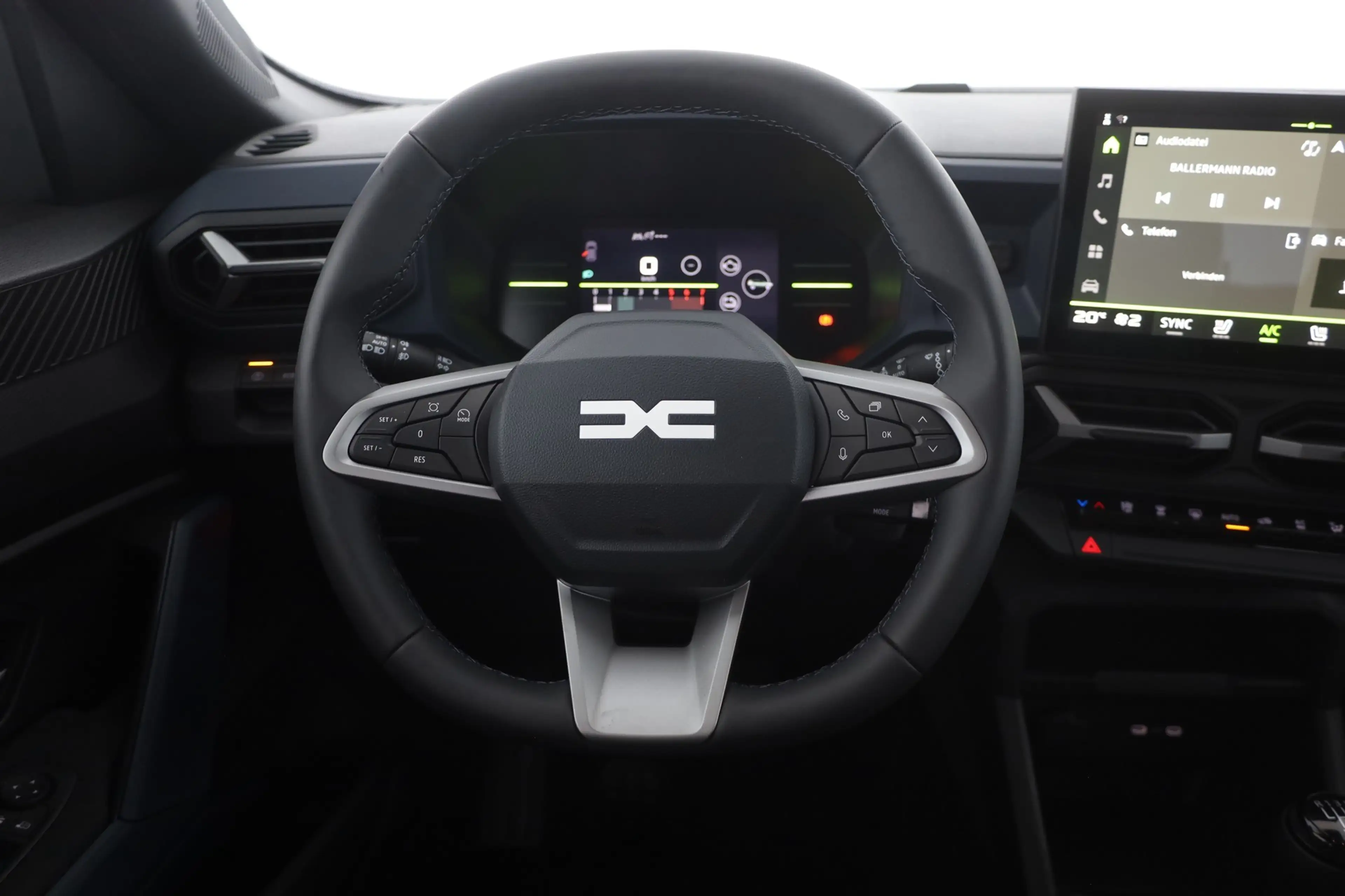 Dacia Bigster Expression 140 mHev LED Kamera Sitzheizung — photo 15