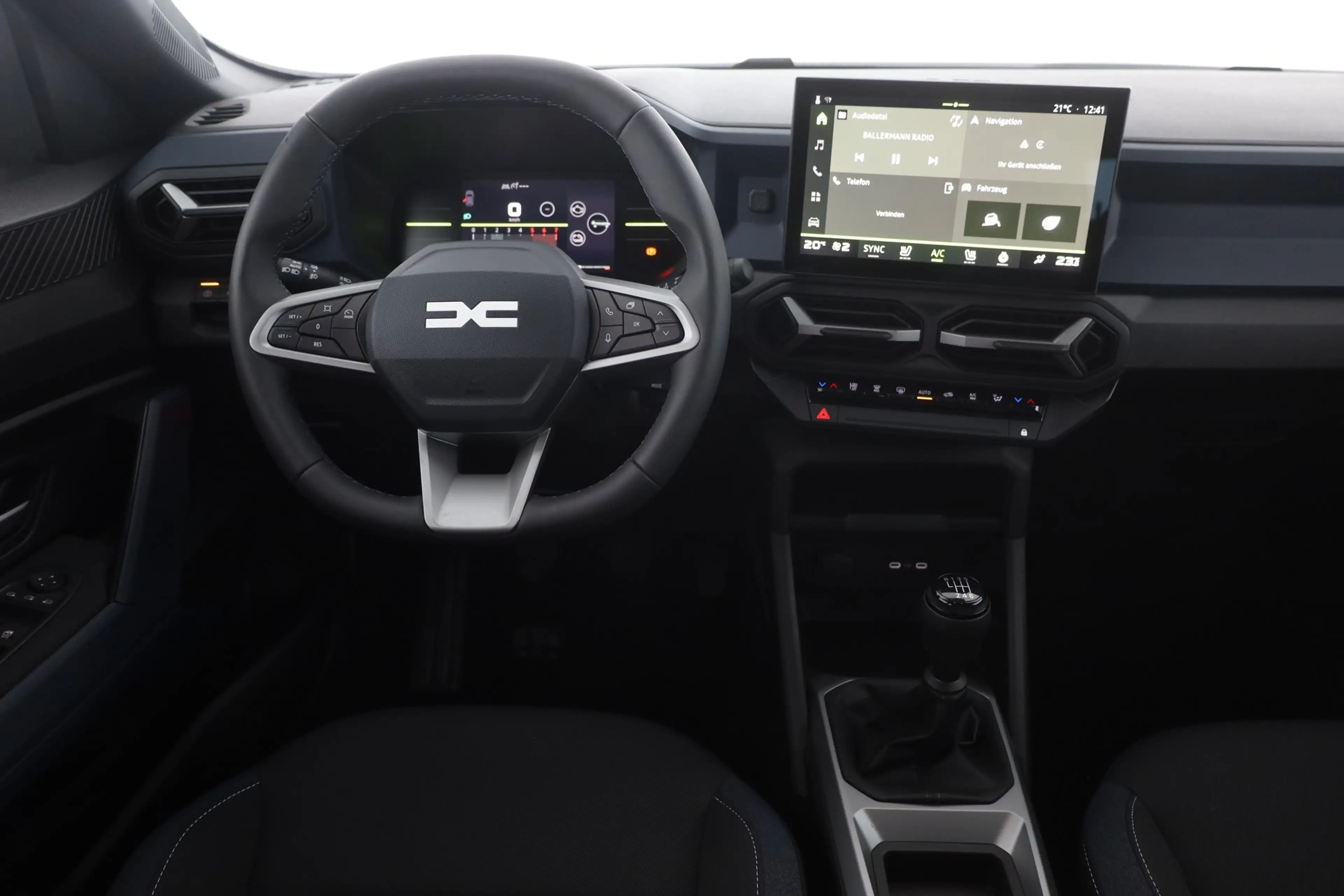 Dacia Bigster Expression 140 mHev LED Kamera Sitzheizung — photo 10