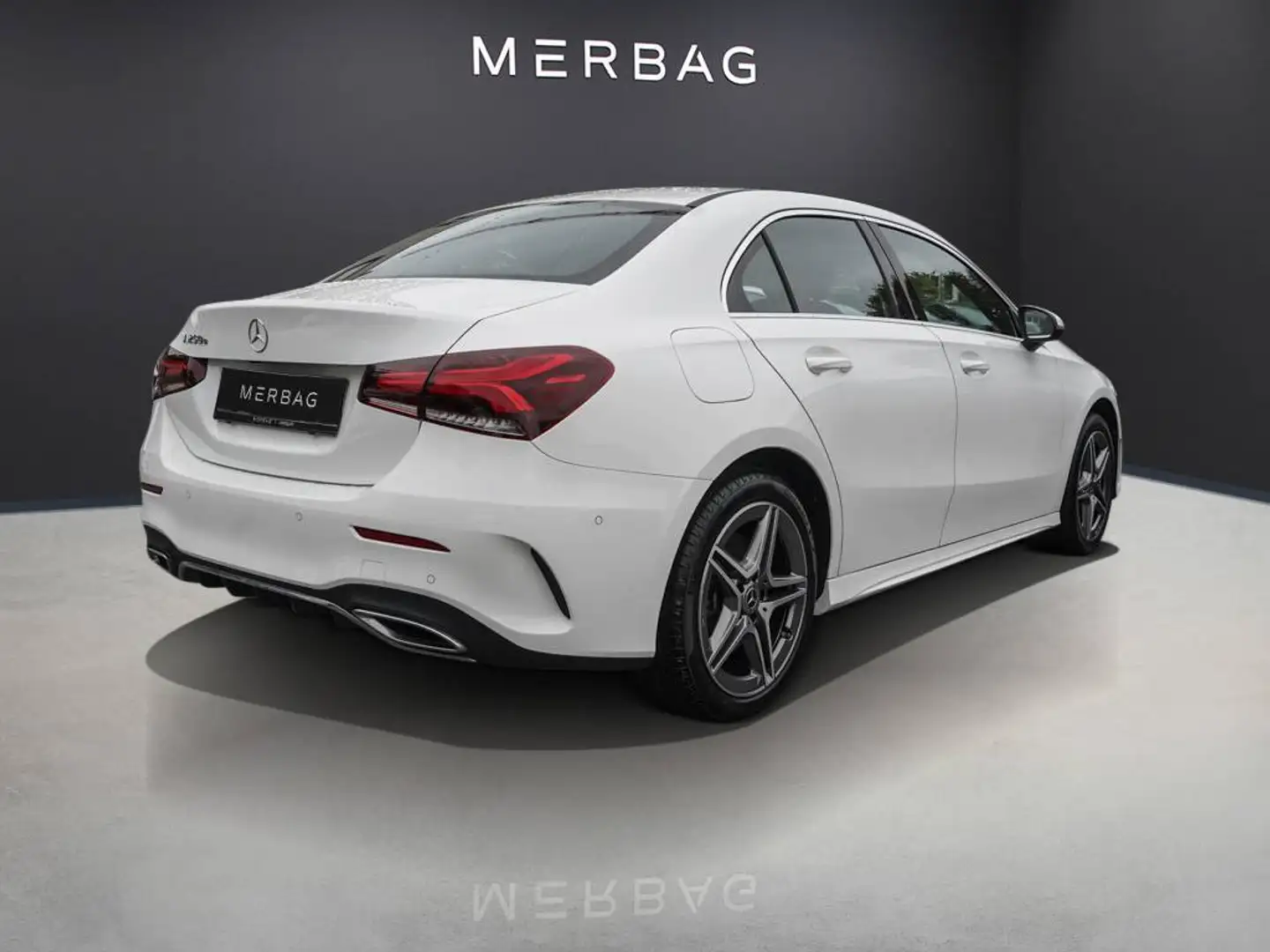 Mercedes-Benz A 250 e LIM AMG-LINE MBUX APPLE DAB KAMERA BUSINESS Blanc - 2
