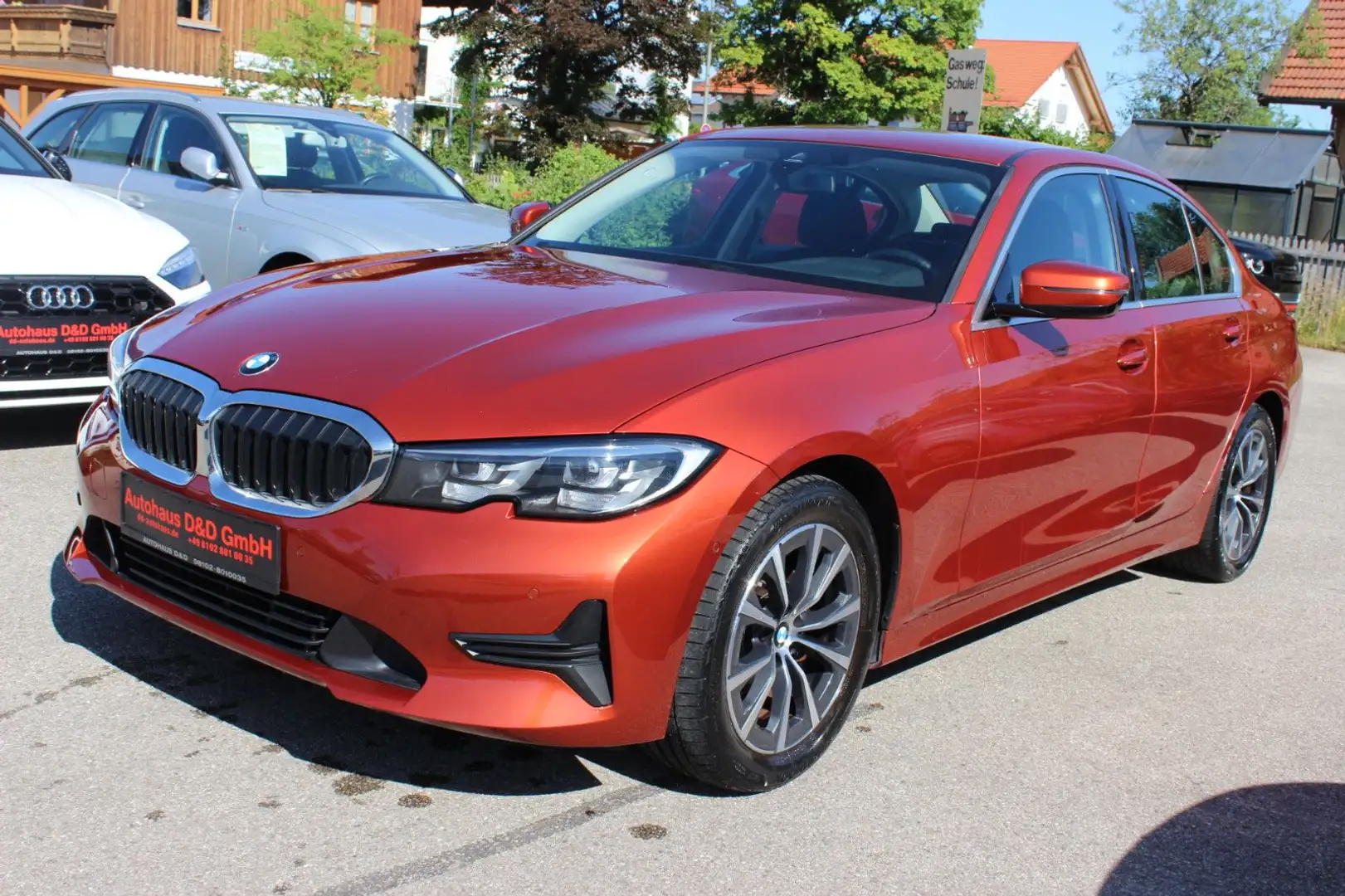 BMW 318 Baureihe 3 Lim. 318 d Advantage Orange - 1