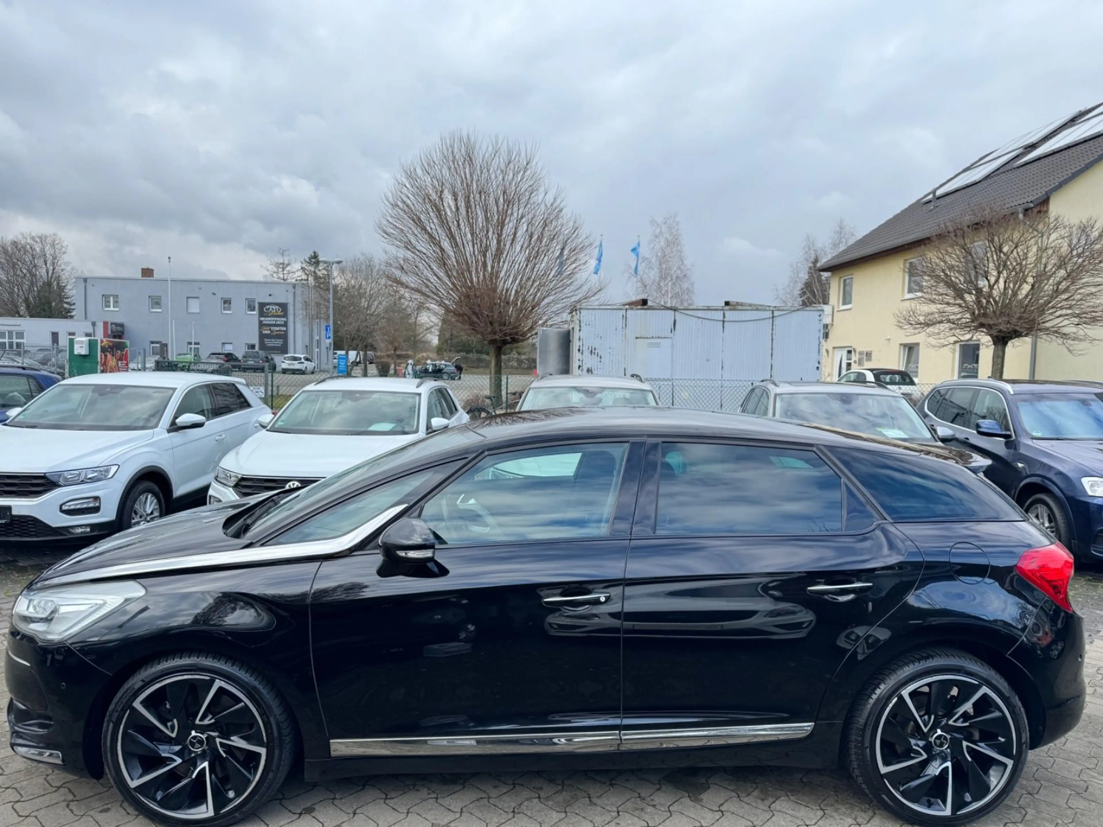 DS Automobiles DS 5 — photo 7