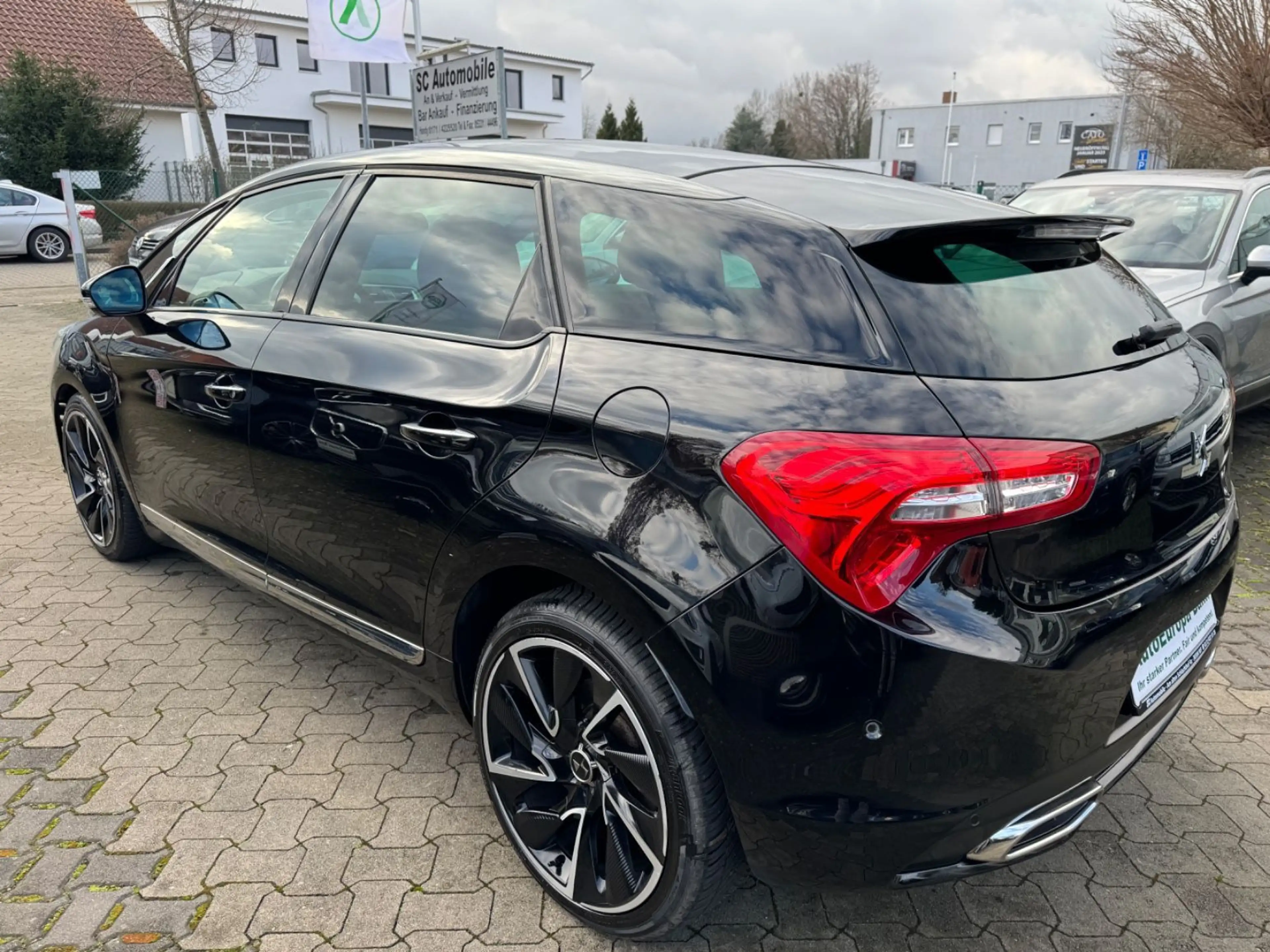 DS Automobiles DS 5 — photo 6