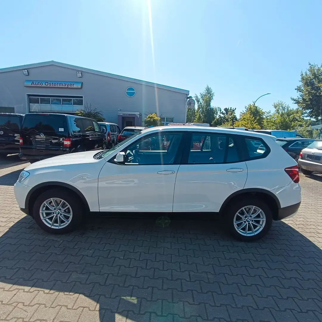 BMW X3 xDrive 20 d Weiß - 1