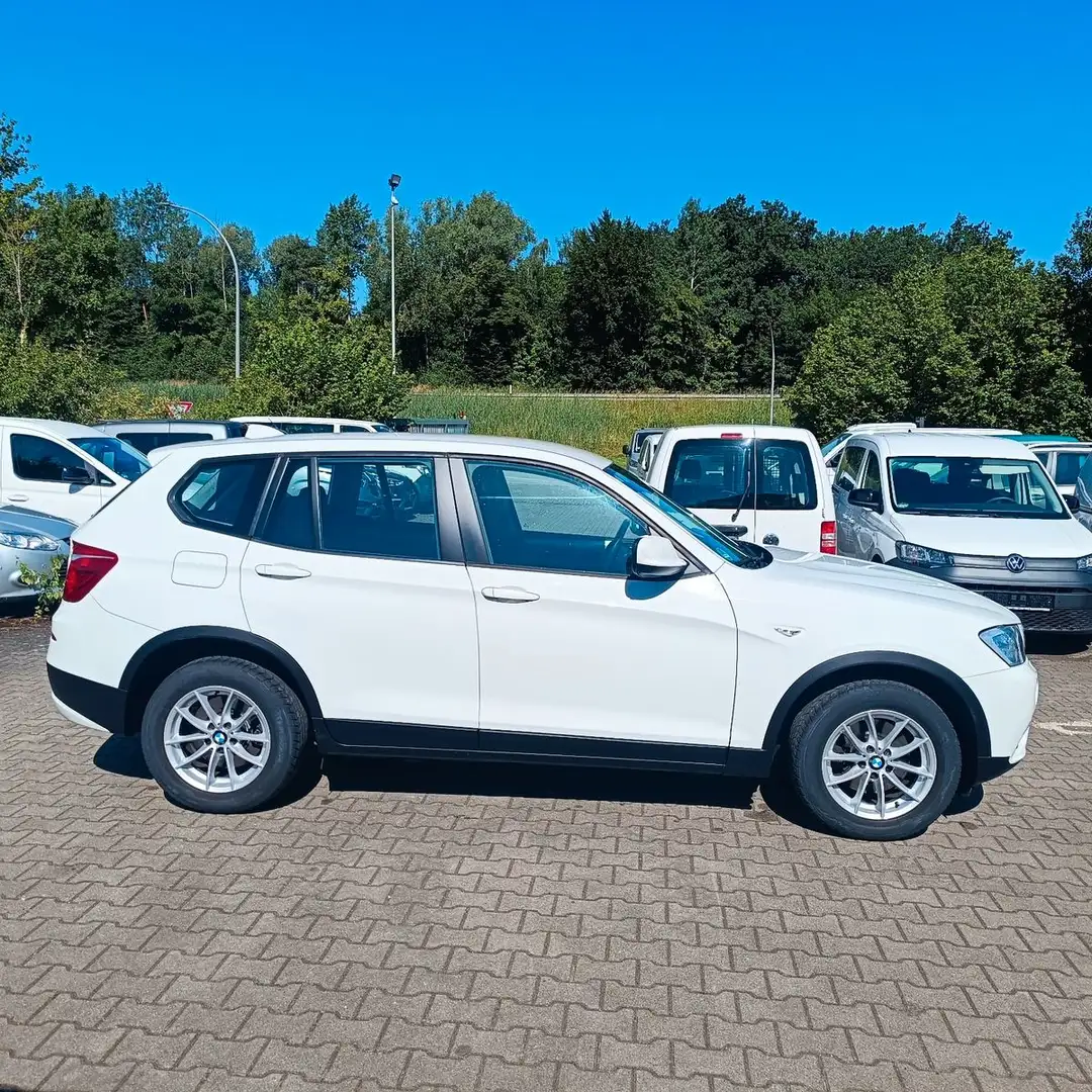 BMW X3 xDrive 20 d Weiß - 2