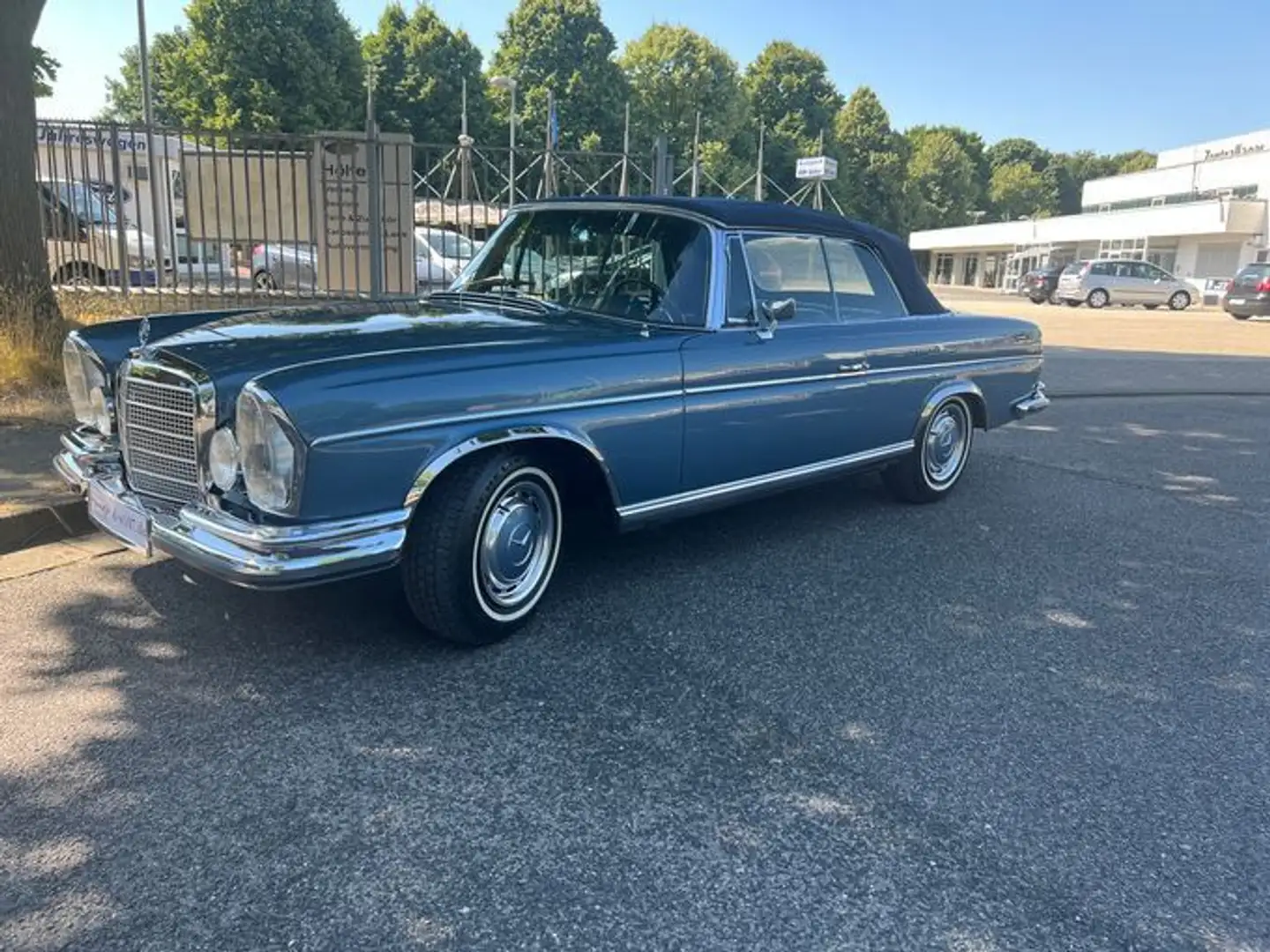 Mercedes-Benz 280 SE  3,5 Flachkühler Cabrio Grau - 1