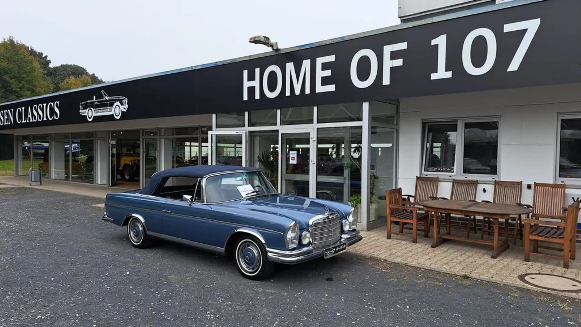 Mercedes-Benz 280 SE 3,5 Flachkühler Cabrio Grau - 2