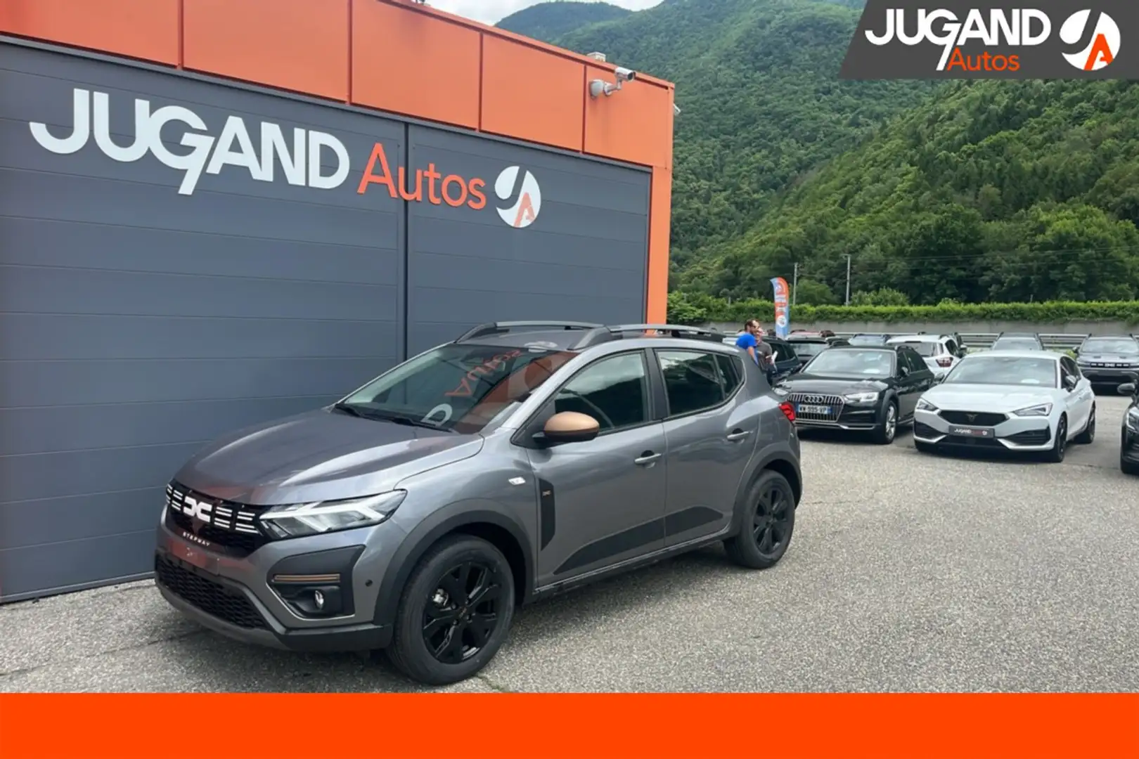 Dacia Sandero STEPWAY ECO-G 100 EXTREME CONF Gris - 1