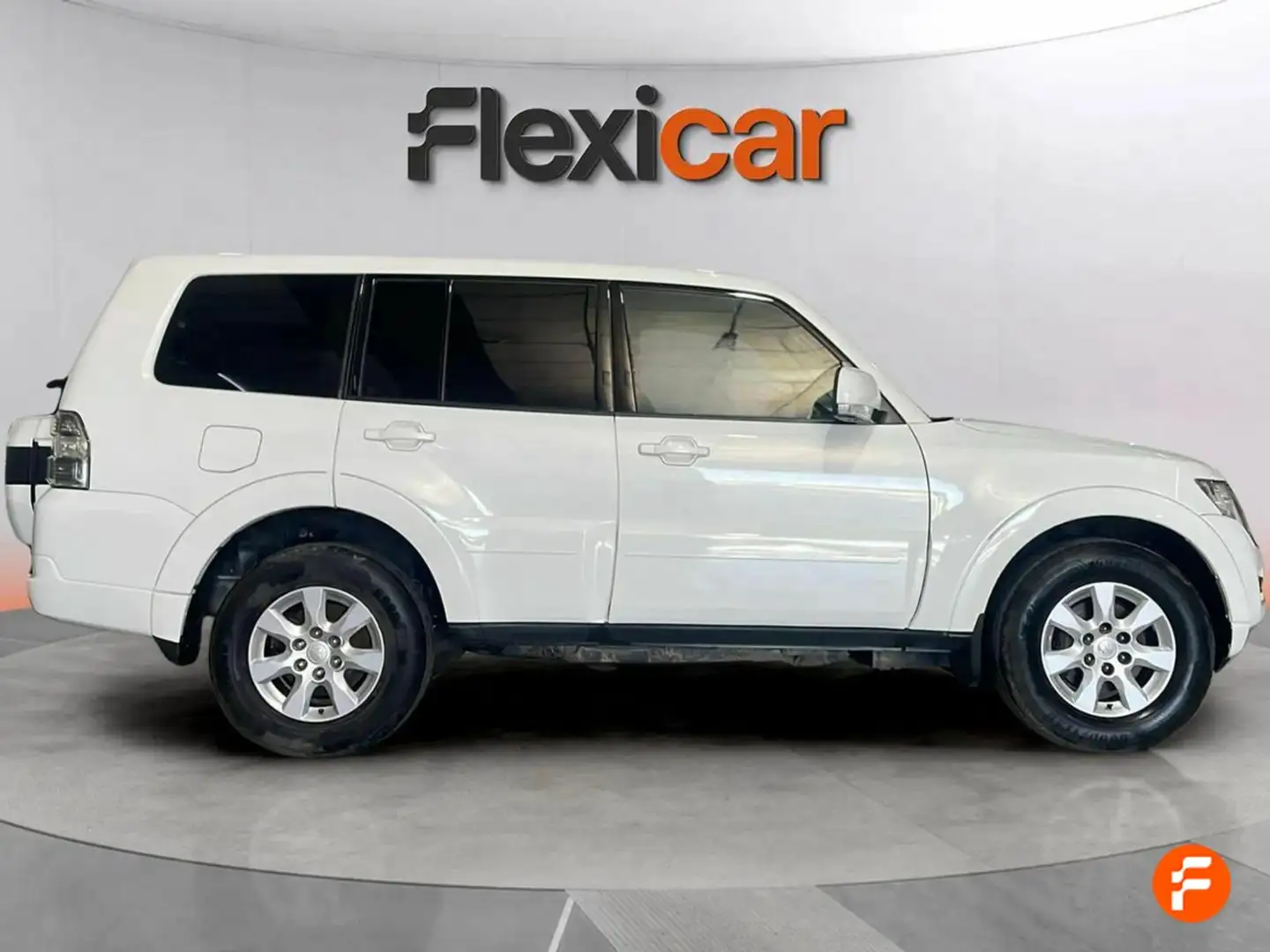 Mitsubishi Montero 3.2DI-D Kaiteki 5AT 190 Blanc - 2
