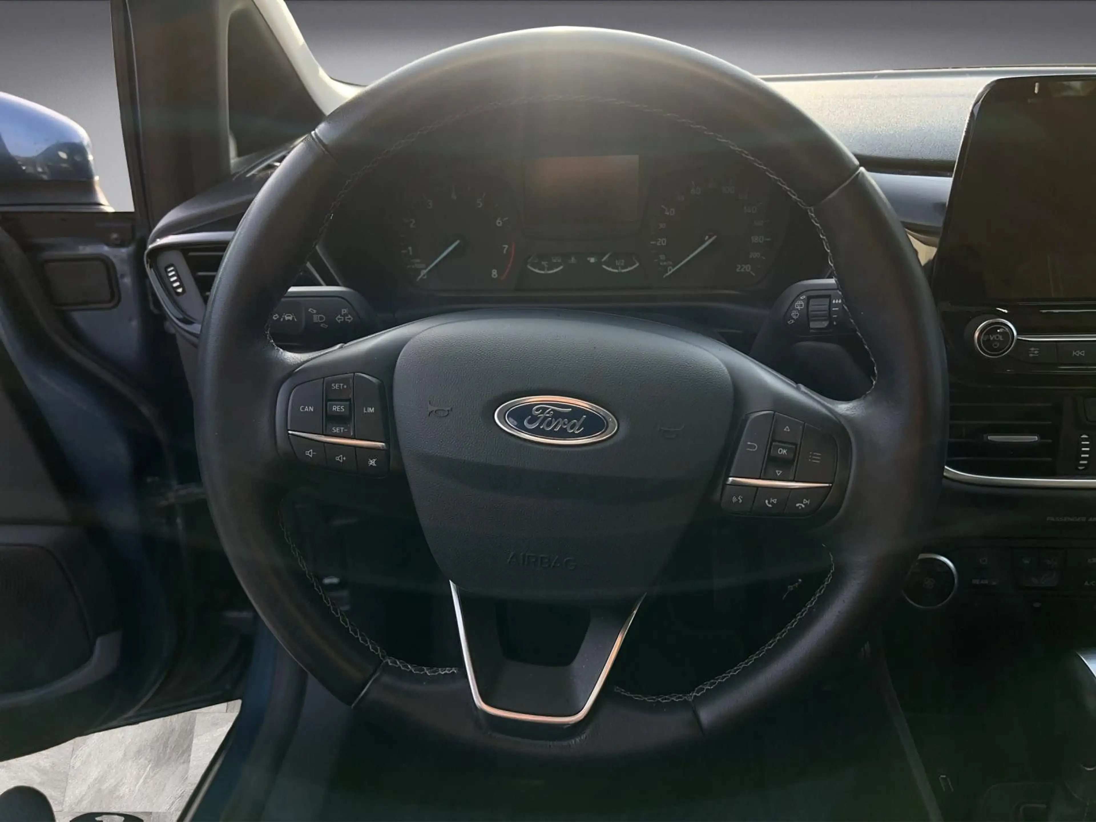 Ford Fiesta Cool & Connect Automatik SERVICE NEU — photo 9