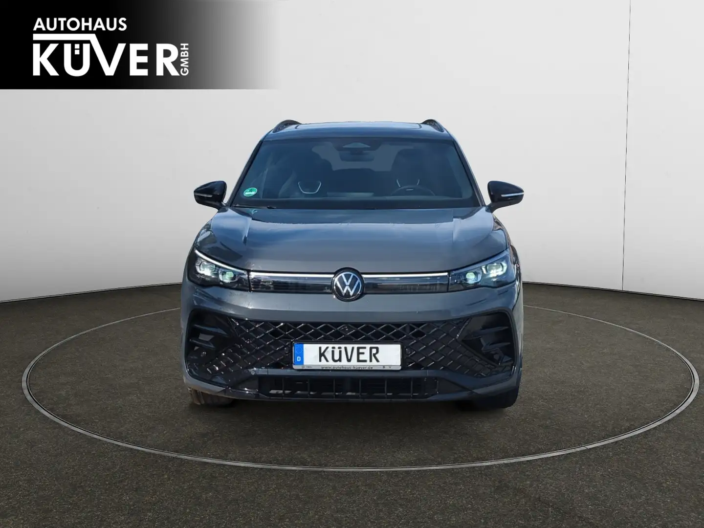 Volkswagen Tiguan R-Line 2,0 TDI DSG Navi+Pano+AHK+IQ+ACC Grau - 2
